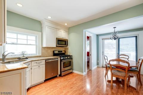 896 Ridgewood Rd, Millburn, NJ 07041 photo 11