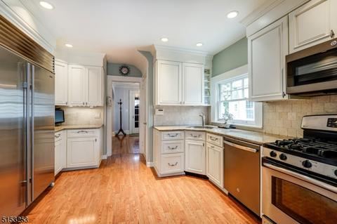 896 Ridgewood Rd, Millburn, NJ 07041 photo 12