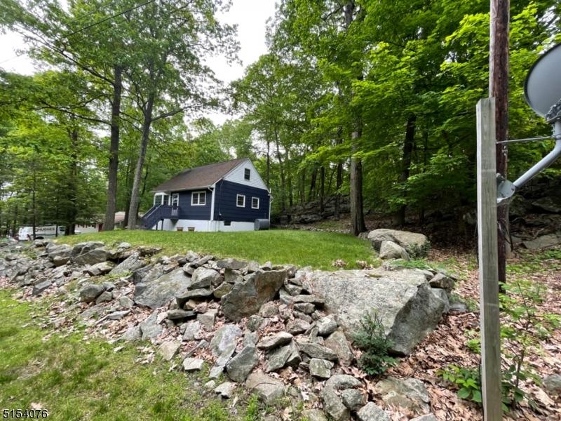  42 Appleseed Rd, Sussex, NJ 07461 photo 1