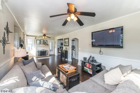 38 Chestnut Dr, Wayne, NJ 07470 photo 6