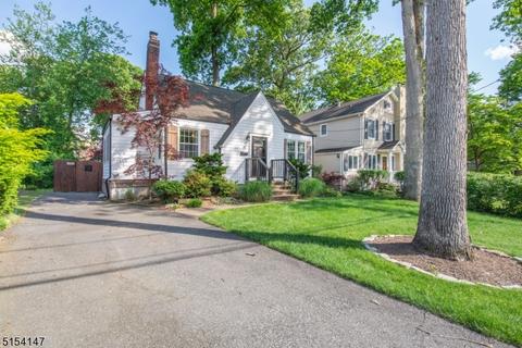 38 Chestnut Dr, Wayne, NJ 07470 photo 3