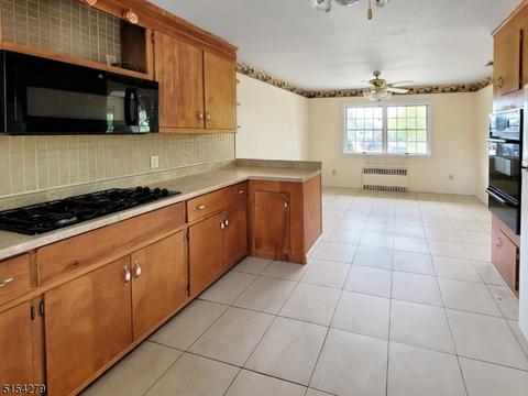 355 W Maple Ave, Bound Brook, NJ 08805 photo 5