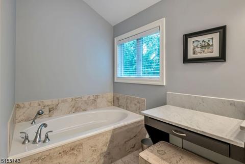 11 Dehart Ct, Wayne, NJ 07470 photo 22
