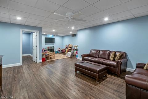 11 Dehart Ct, Wayne, NJ 07470 photo 29