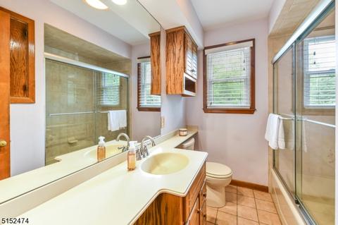 106 Doty Rd, Wanaque Boro, NJ 07420 photo 12