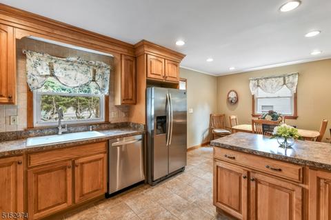 106 Doty Rd, Wanaque Boro, NJ 07420 photo 7