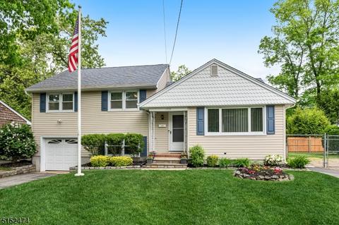 106 Doty Rd, Wanaque Boro, NJ 07420 photo 2