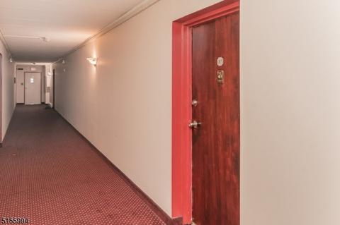 300 Lookout Ave #B7, Hackensack, NJ 07601 photo 3