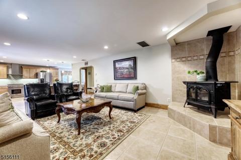 108 Deerfield Rd, Wayne, NJ 07470 photo 17