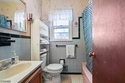 2255 Pershing Rd, Union, NJ 07083 photo 9
