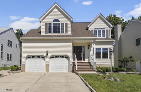 18 Stapleton Ct, Bridgewater, NJ 08807 photo 1