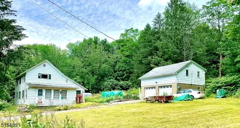 396 Schooleys Mtn Rd, Hackettstown, NJ 07840
