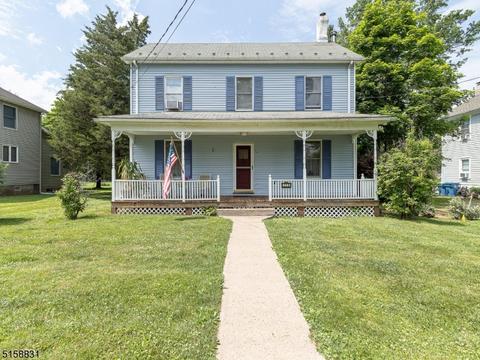 223 Main St, Hampton, NJ 08827 photo 2