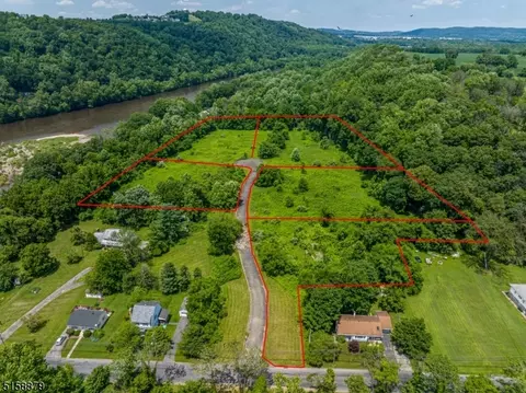 658 Carpentersville Rd, Pohatcong Twp, NJ 08865