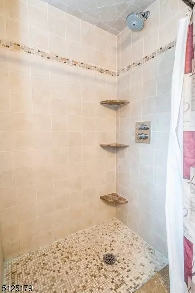 69 Washington Ave, Springfield, NJ 07081 photo 20