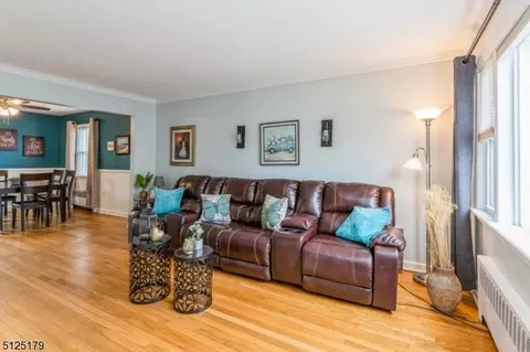 69 Washington Ave, Springfield, NJ 07081 photo 6