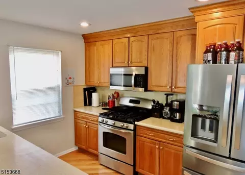155 Cameron Dr, Hackettstown, NJ 07840 photo 17