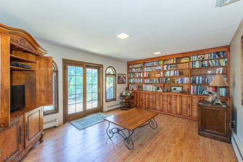 30 Debbie Ct, Wayne, NJ 07470 photo 17