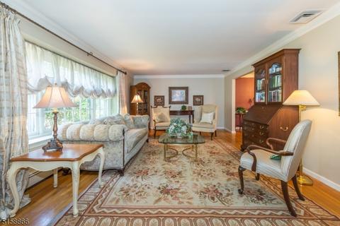 30 Debbie Ct, Wayne, NJ 07470 photo 8