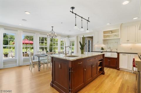 27 Lowery Ln, Mendham, NJ 07945 photo 7