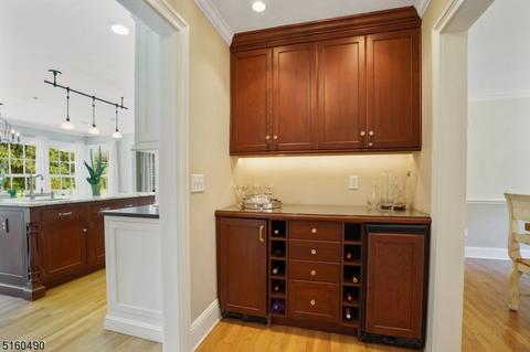 27 Lowery Ln, Mendham, NJ 07945 photo 8