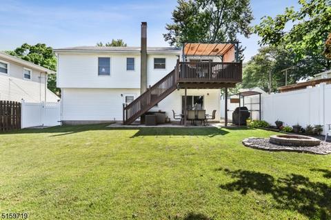 76 Stanton St, Clark, NJ 07066 photo 27