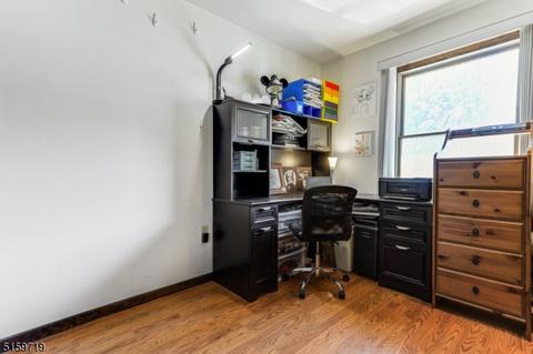76 Stanton St, Clark, NJ 07066 photo 17