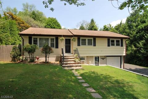 9 Maple Ter, Stanhope, NJ 07874 photo 1