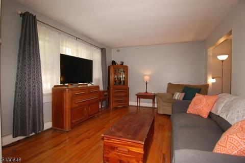 9 Maple Ter, Stanhope, NJ 07874 photo 6