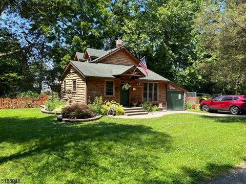 35 Stillwater Rd, Hardwick Twp, NJ 07825