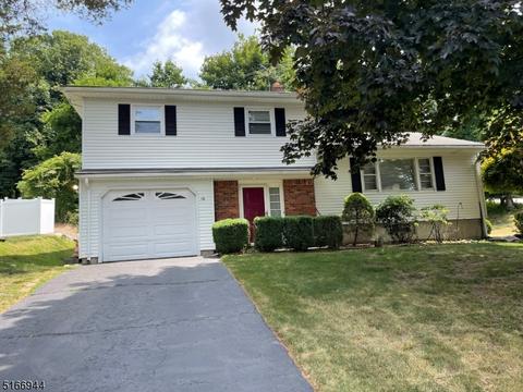16 Smith Ln, Wayne, NJ 07470 photo 1