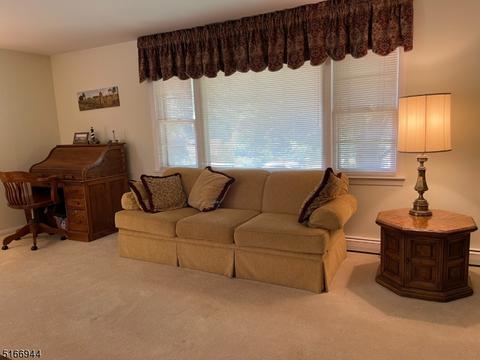 16 Smith Ln, Wayne, NJ 07470 photo 5