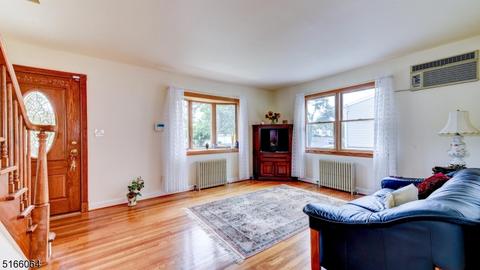 154 E Spring St, Somerville, NJ 08876 photo 9