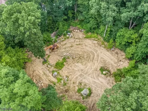 900 Berkshire Valley Rd, Jefferson Twp, NJ 07885