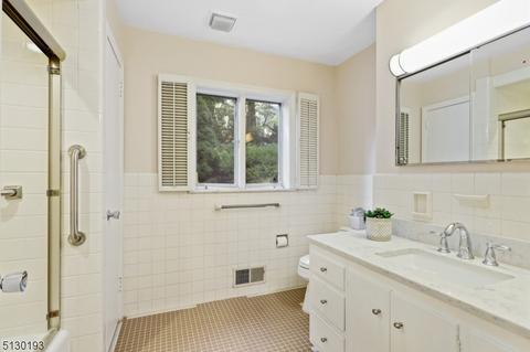 78 Druid Hill Rd, Summit, NJ 07901 photo 17