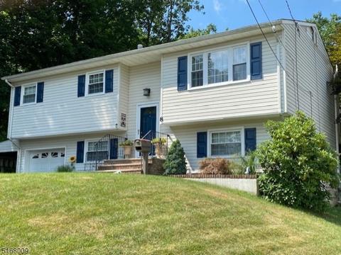 8 Jay Ct, Hackettstown, NJ 07840 photo 1