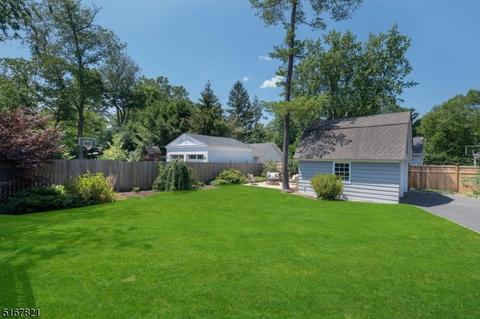 67 Elm St, Summit, NJ 07901 photo 32