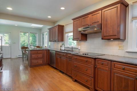 67 Elm St, Summit, NJ 07901 photo 15