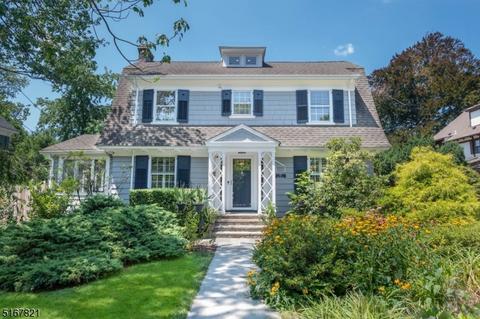 67 Elm St, Summit, NJ 07901 photo 2