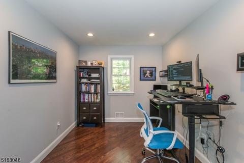 4 Spring Hill Ct, Randolph, NJ 07869 photo 17