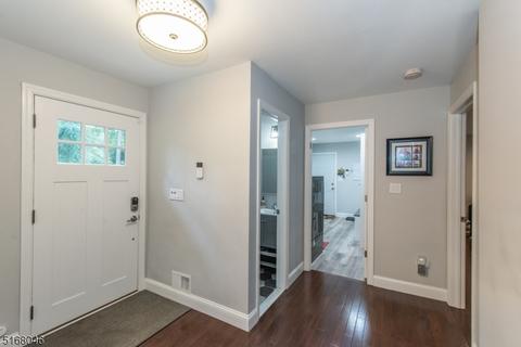 4 Spring Hill Ct, Randolph, NJ 07869 photo 3