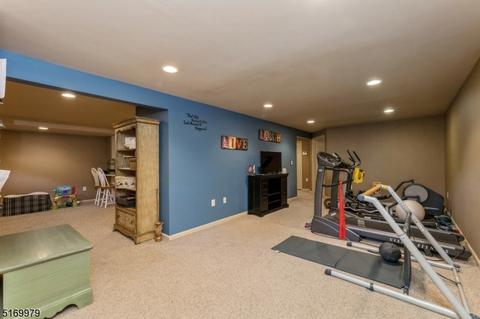 2 Farmstead Ln, Wayne, NJ 07470 photo 27
