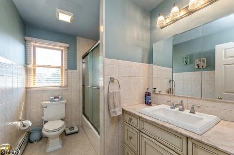 2 Farmstead Ln, Wayne, NJ 07470 photo 20