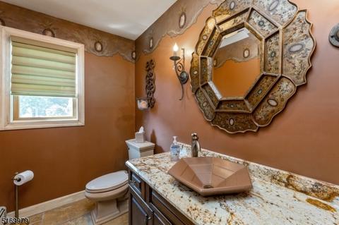 2 Farmstead Ln, Wayne, NJ 07470 photo 13
