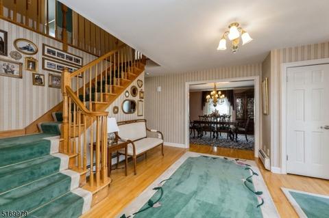 2 Farmstead Ln, Wayne, NJ 07470 photo 4
