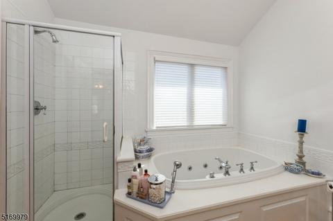 2 Farmstead Ln, Wayne, NJ 07470 photo 24