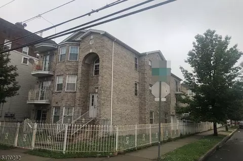 441 N 5th St #3, Newark, NJ 07107