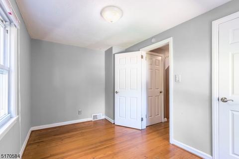 41 Newton Rd, Wayne, NJ 07470 photo 17