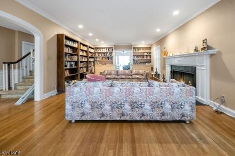 61 Bauer Ter, Hillside, NJ 07205 photo 3