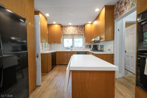 61 Bauer Ter, Hillside, NJ 07205 photo 10